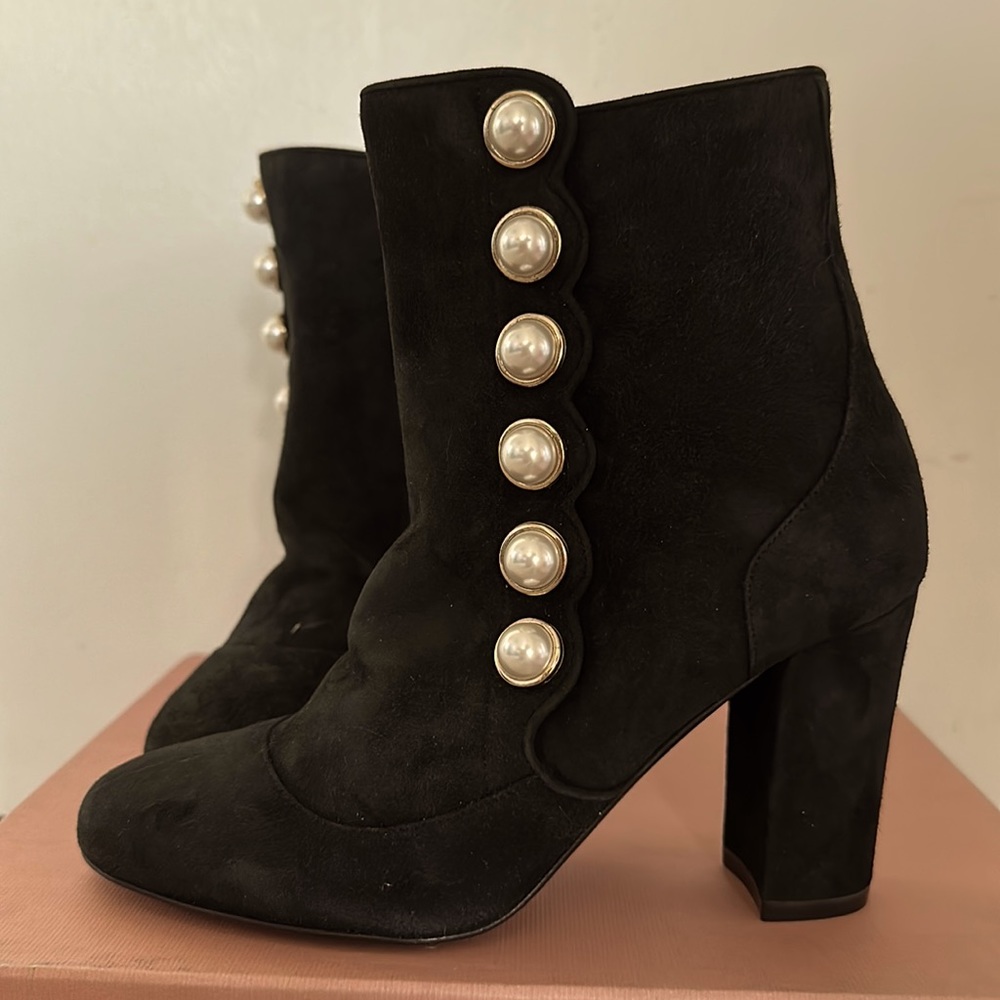 Louis Leeman Boots new with box! Size 6 US, 36 EU